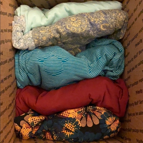 Lularoe Box S/M - Picture 1 of 3